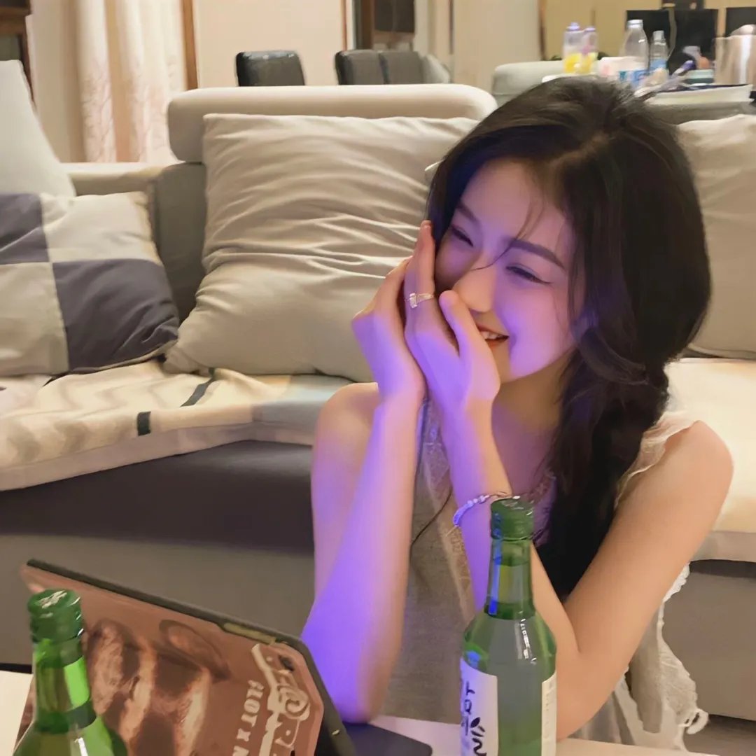 怪兽与女孩